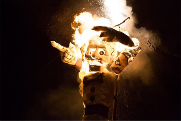 Zozobra just as his head explodes.