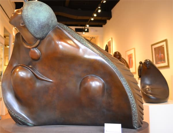 In the Allan Houser Gallery "Like the Eagle." - bronze. Allan Houser Haozous - 1991.