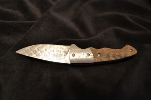 Raindrop Pattern Damascus Steel Pocket Knife