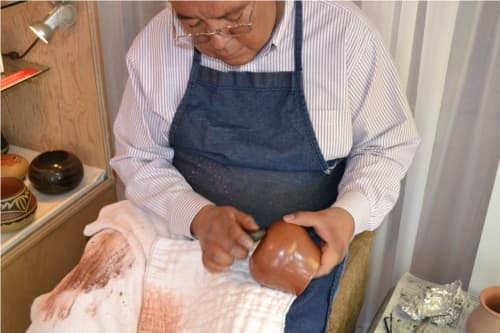 Cavan-Gonzales-polishing-the-slip-layer