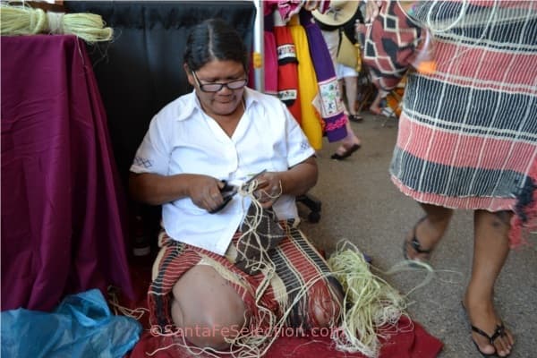 Bolivia-woven-clothing-accessories